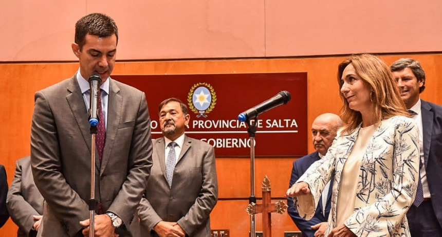Asumieron nuevos funcionarios en tres Ministerios