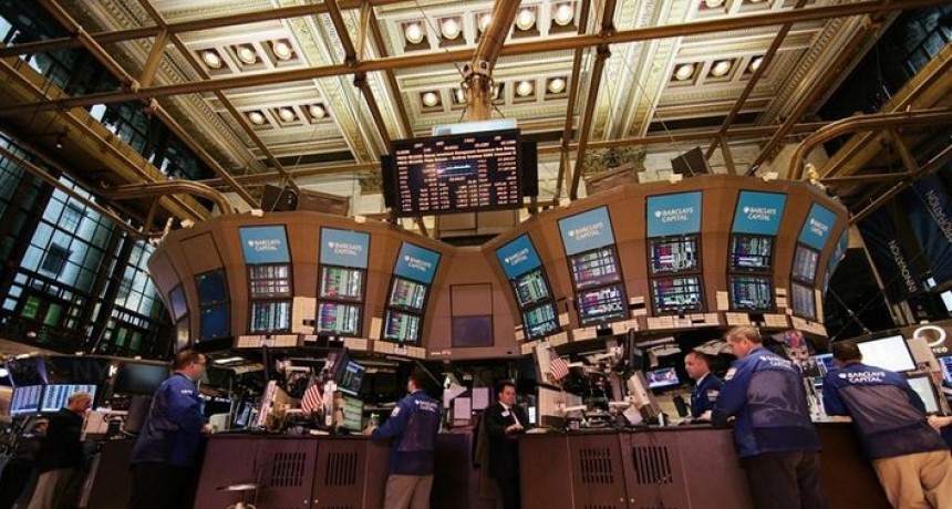 Wall Street cierra mixta sobre el final el Nasdaq se elevo 0,1%
