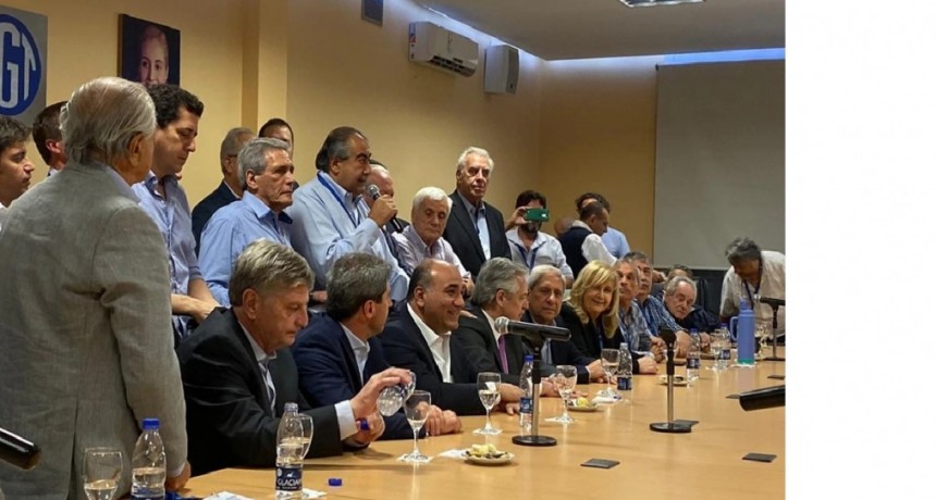 Negocian acuerdo de precios y salarios con un techo del 29% anual