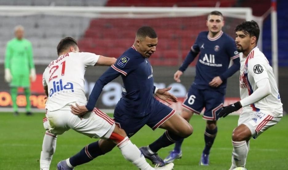 PSG rescató un empate ante Olympique Lyon