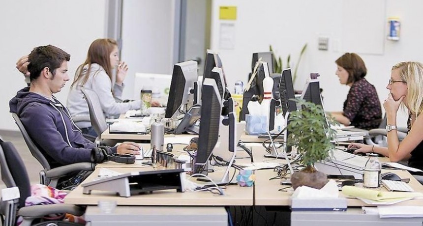 Una multinacional busca 600 profesionales argentinos: cómo postularse