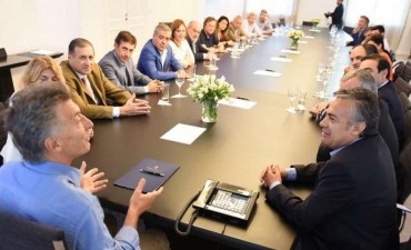 Macri recibió en Olivos autoridades de la UCR