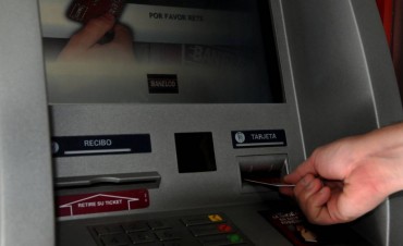 Este fin de semana empleados provinciales cobrarán el sueldo con aumento