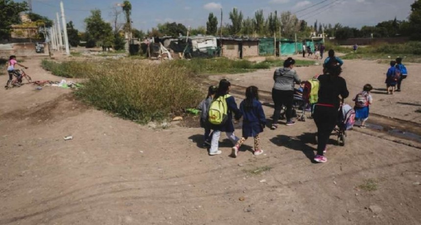 Hay que pagar la deuda, pero no a costa del hambre del pueblo