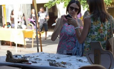 Ambiente no exige suma alguna por la utilización de plazas públicas