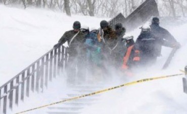 Al menos ocho adolescentes murieron por una avalancha de nieve en Japón
