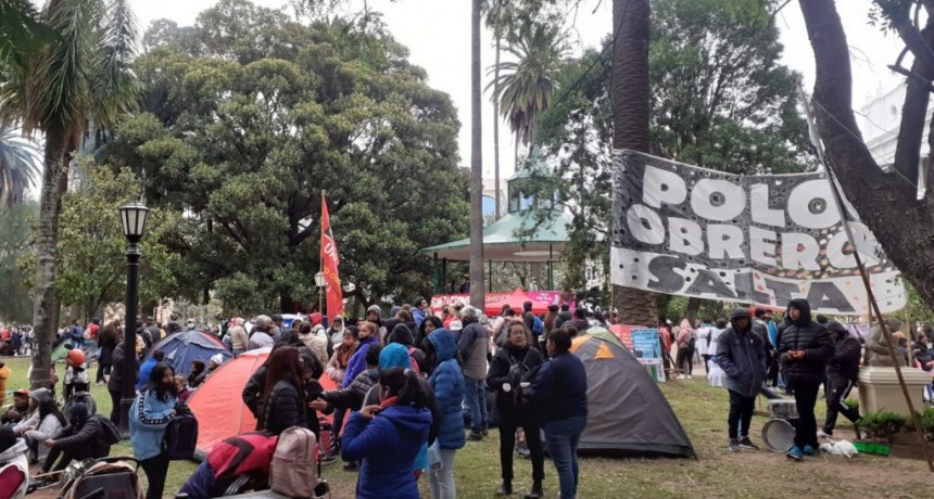Levantan acampe organizaciones sociales