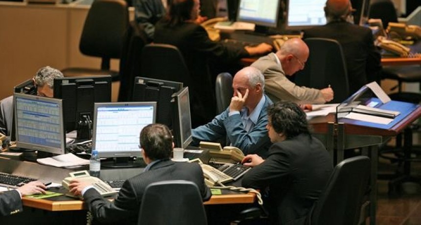 La Bolsa Porteña opera equilibrada atenta a panorama global