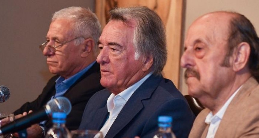 20/04/2018 Julio Bárbaro postuló a Massa, Urtubey y De la Sota para una interna del PJ