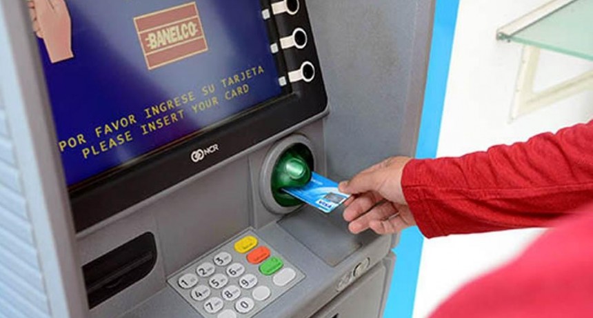 Continúa el pago de sueldos para empleados públicos 