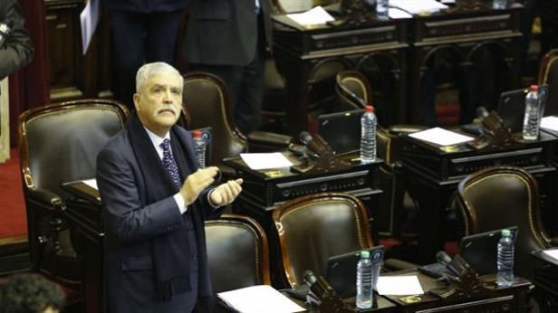 Ex ministro de Planificaciòn "K" Julio De Vido recinto Senaado