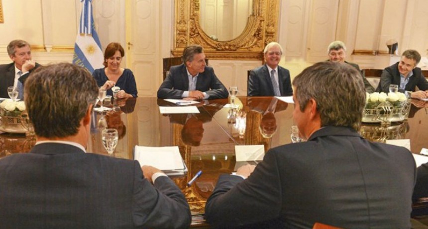 Macri:¿Es difícil ir a pedir plata diciendo que estás quebrado, no?