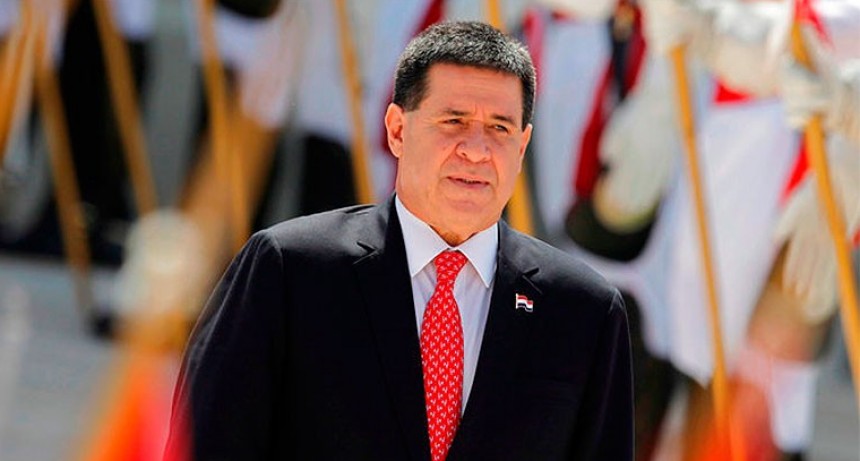 Horacio Cartes presentó su renuncia a la presidencia de Paraguay