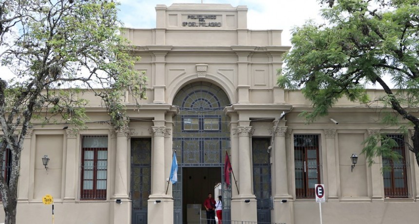 Por que cobraron menos en Abril el personal de Salud