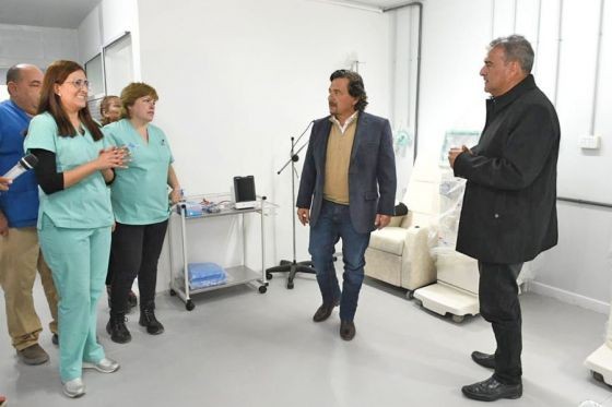Sáenz inauguró el centro público de diálisis y oncología de los Valles Calchaquíes