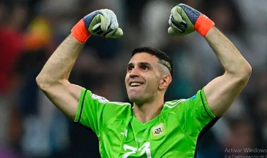 ¡Su último partido! Dibu Martínez se va del Aston Villa