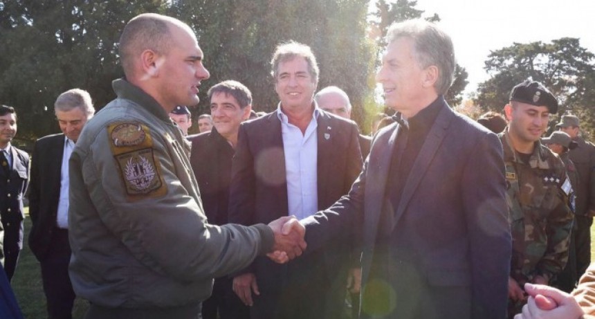 Macri recibió a los rescatistas de Catamarca