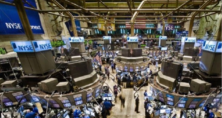 Wall Street abre a la baja ante la vuelta de las tensiones comerciales