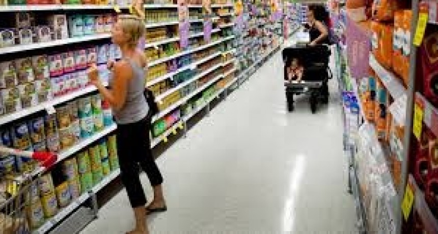 Las ventas en los supermercados en mayo registraron una caída
