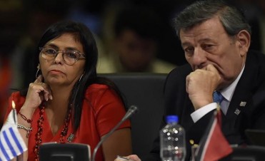 Cancilleres del Mercosur analizarán suspensión de Venezuela