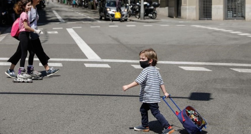 Niños con Covid-19 portan mayor carga viral que los adultos