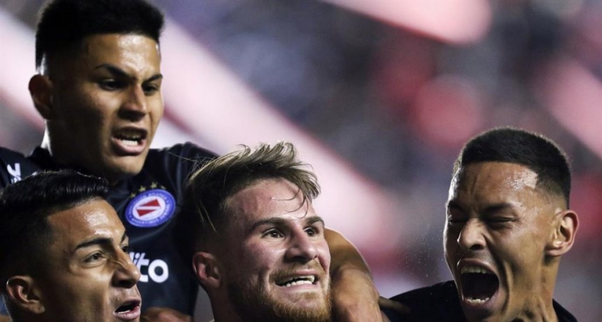 Argentinos Juniors le ganó a Lanús en la Paternal