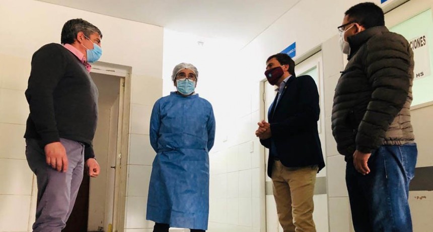 Posadas visitó hospitales de localidades del Valle de Lerma