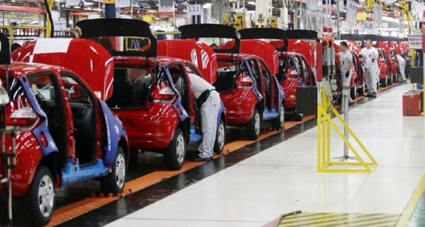 La industria se reactivó un 0,7% en comparación al mismo período de 2019