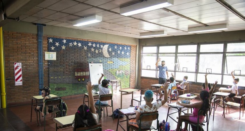 La terminalidad de la secundaria es de 3 de cada 10 alumnos