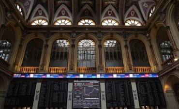 El Ibex sube un 1,8%... Sin noticias de Puigdemont, Draghi entra en escena