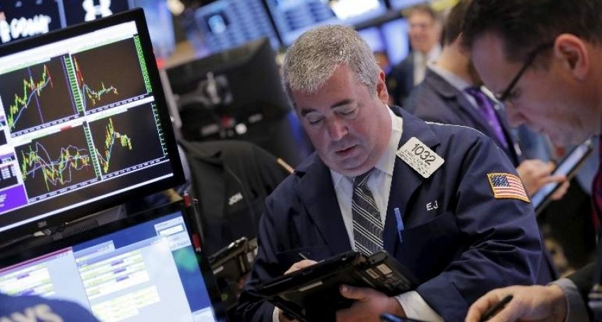 Wall Street se recupera en la apertura