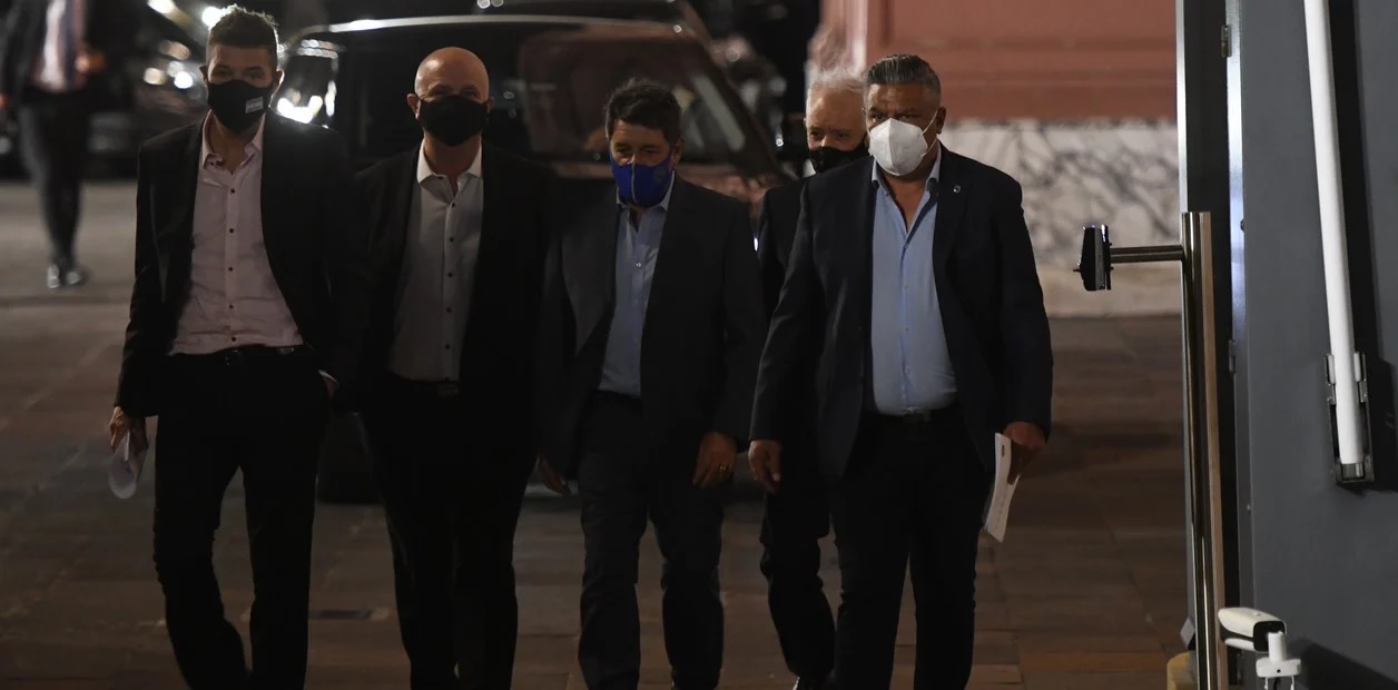Chiqui tapia, marcelo tinelli víctor blanco, nicolás russo y sergio