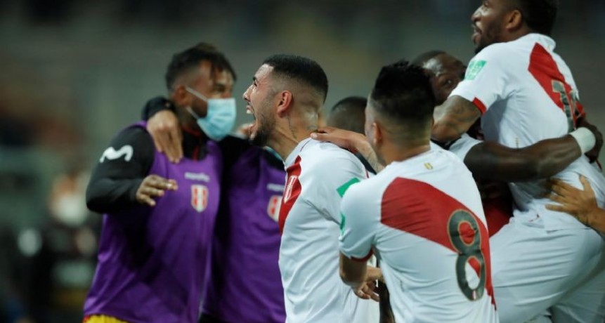 Perú superó a Chile en un choque caliente en Lima