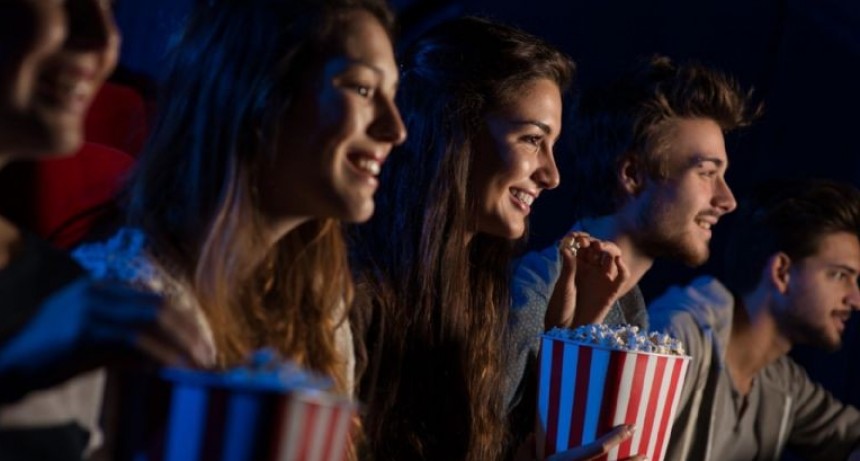 Naciòn darán 5.000 pesos mil a jóvenes para gastar en cines y recitales