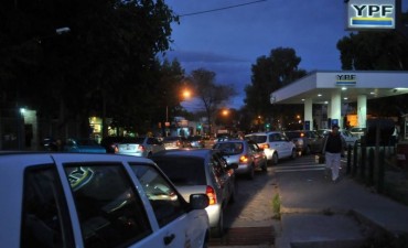 Shell e YPF bajaron 1,5% los precios de sus naftas