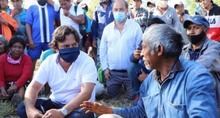 Gustavo Sáenz recibió a la comunidad originaria en Pichanal