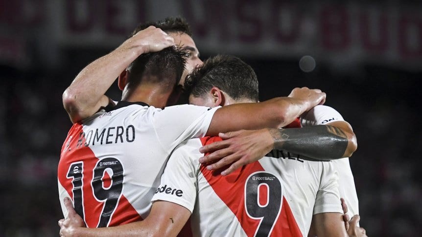 River Plate goleó 4-0 a Racing y es otra vez campeón del fútbol argentino 