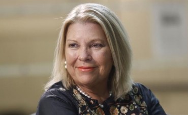 Carrió adelanta que sigue en Cambiemos si no hay acuerdo con Angelici