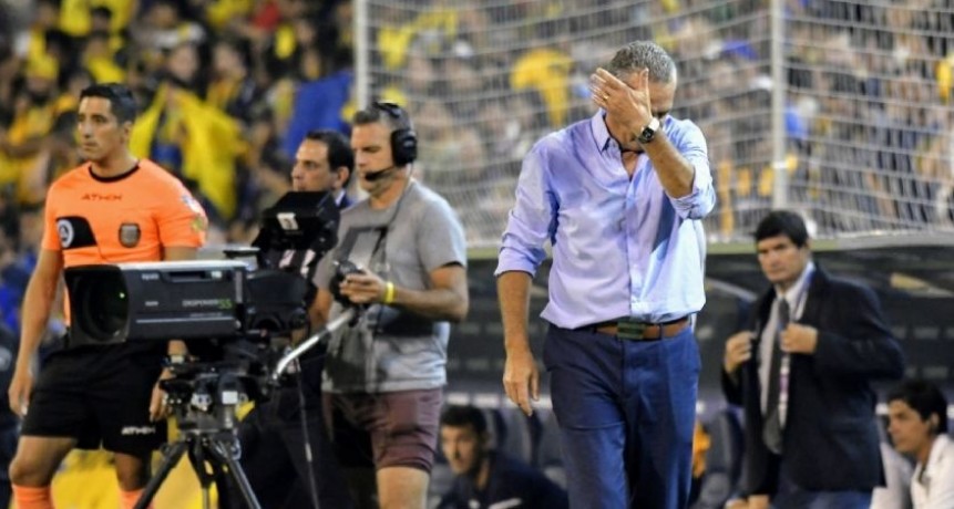 Gustavo Alfaro dijo que se va de Boca Junior