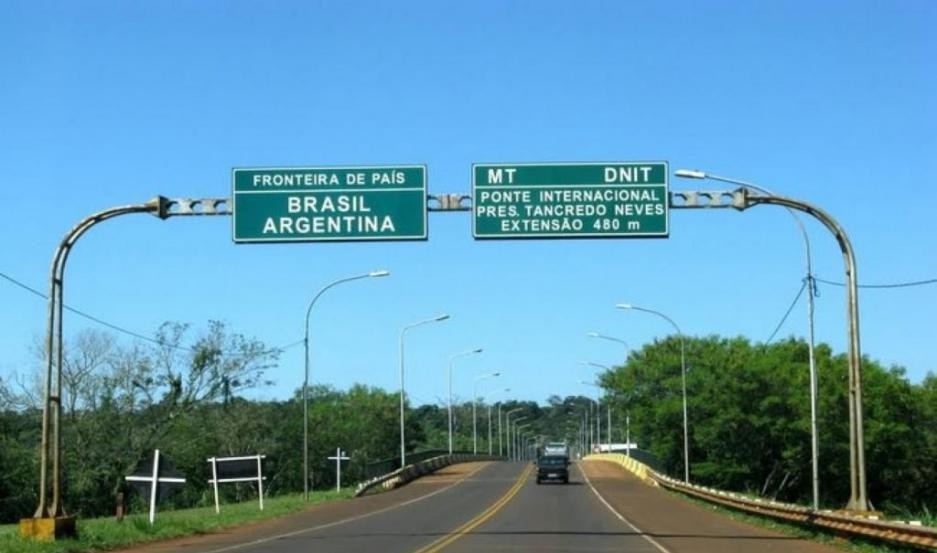 Brasil posterga una semana la apertura a la frontera terrestre con la Argentina 